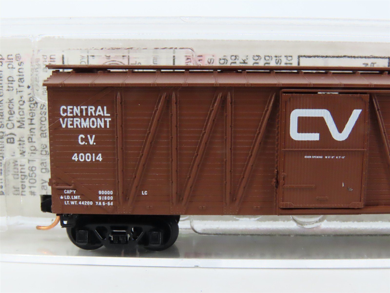 N Scale Micro-Trains MTL 28160 CV Central Vermont 40' Boxcar #40014