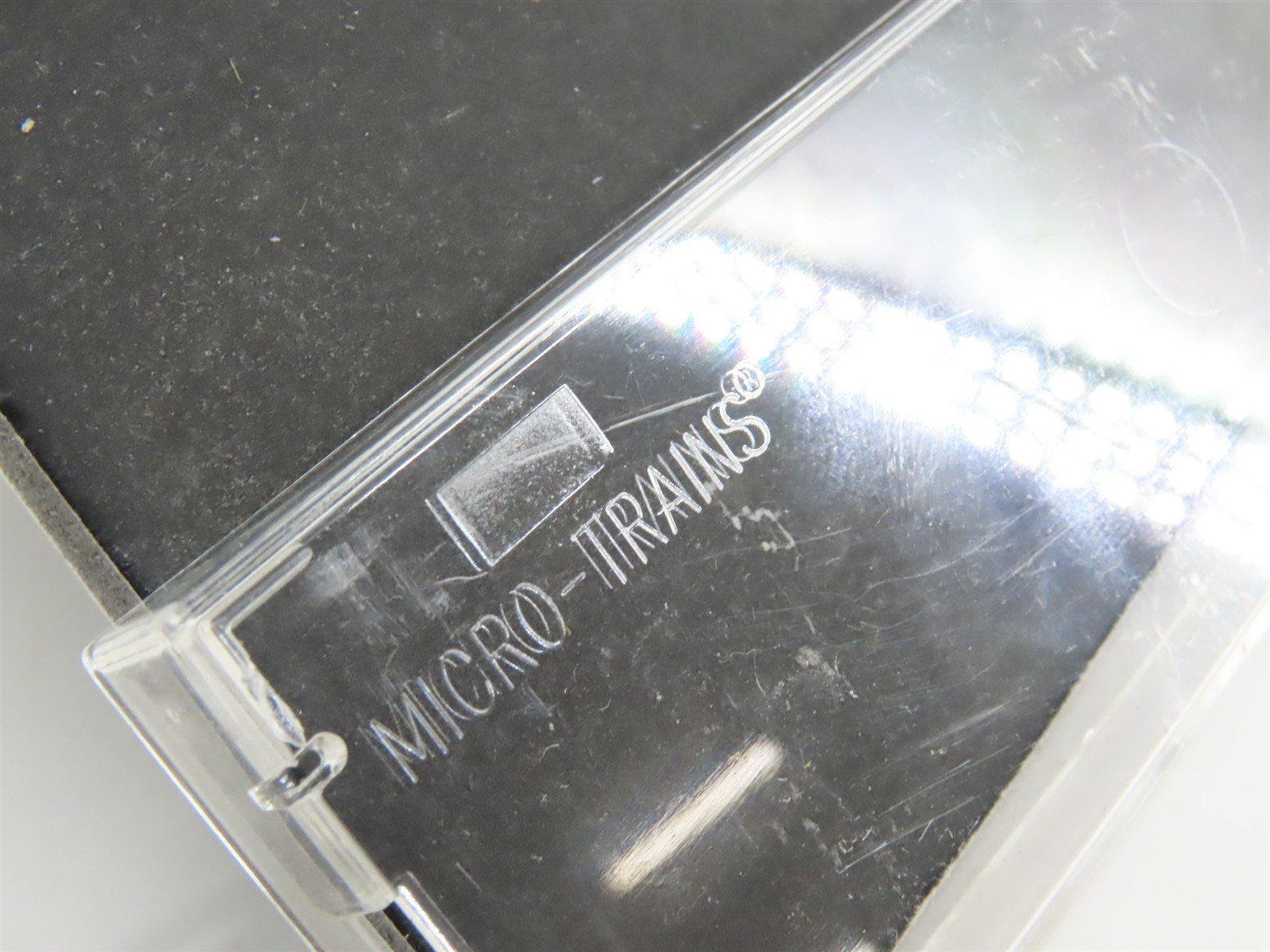 N Micro-Trains MTL 27090 SPFE Pacific Fruit Express 50' Rib Side Boxcar #453571