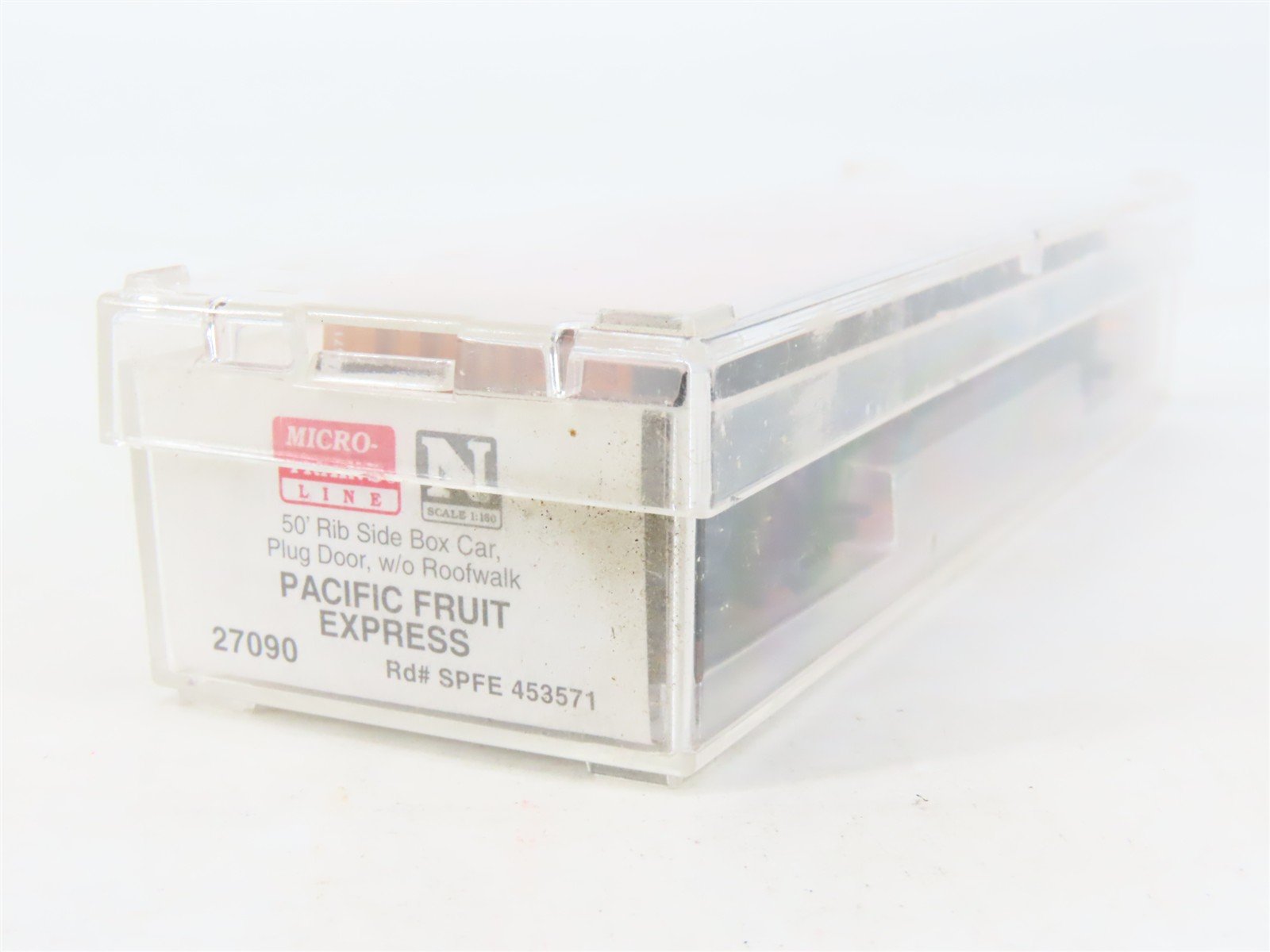 N Micro-Trains MTL 27090 SPFE Pacific Fruit Express 50' Rib Side Boxcar #453571