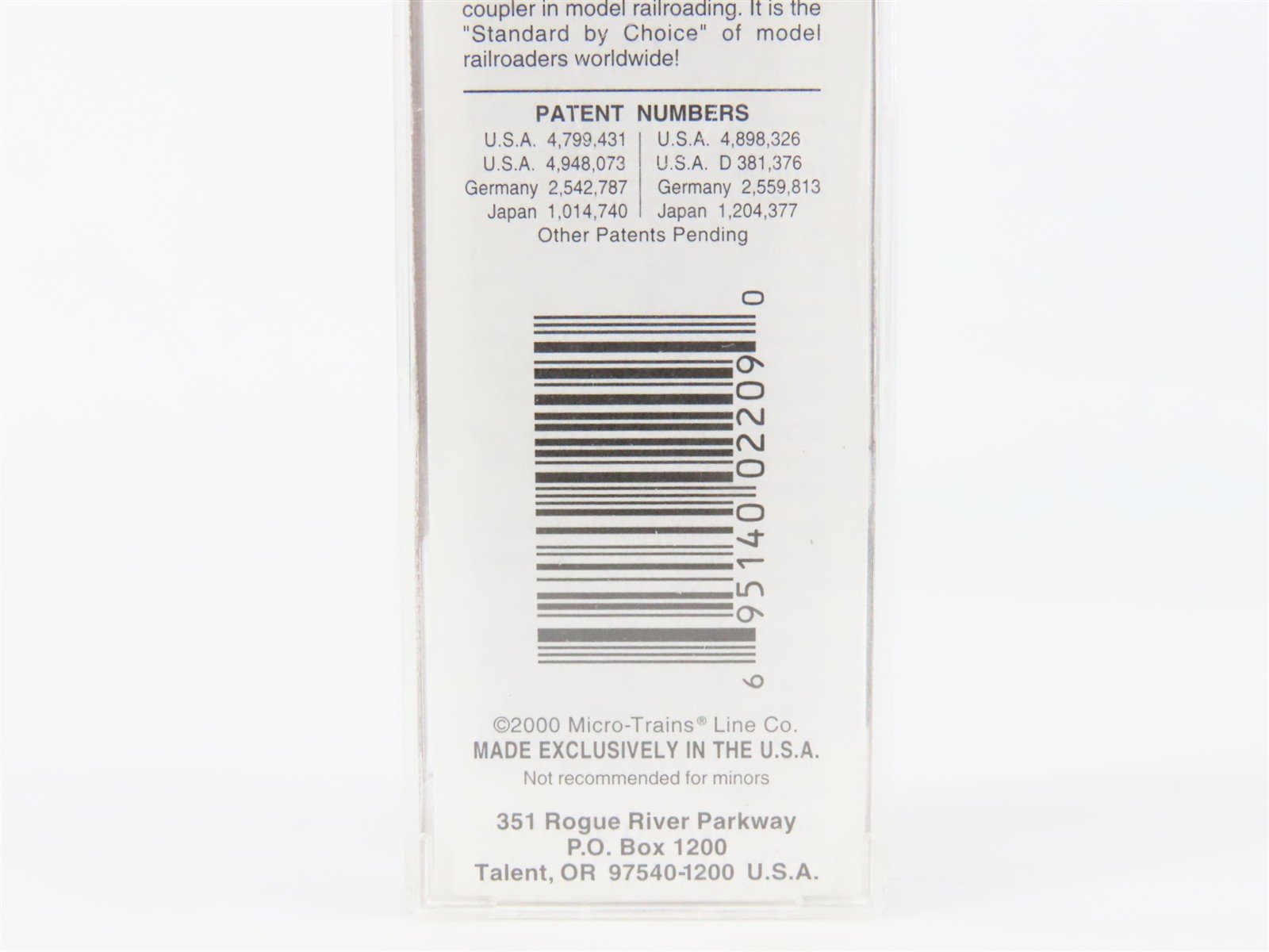 N Scale Micro-Trains MTL 32230 CNW Chicago Northwestern 50' Boxcar #152043