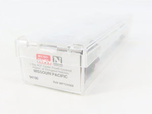 N Scale Micro-Trains MTL 94190 MP Missouri Pacific 3-Bay Covered Hopper #724369