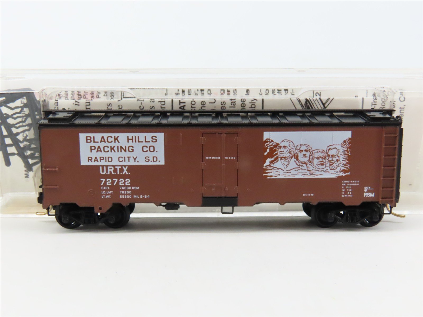 N Scale Micro-Trains MTL 59530 URTC Black Hills Packing 40' Ice Reefer #72722