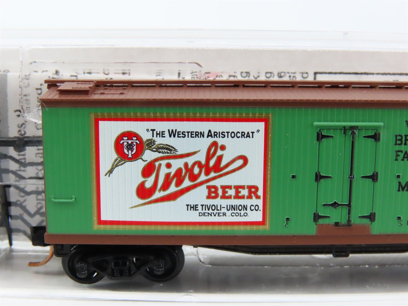 N Scale Micro-Trains MTL 49440 TUX Tivoli Beer Northern 40' Wood Reefer #5101