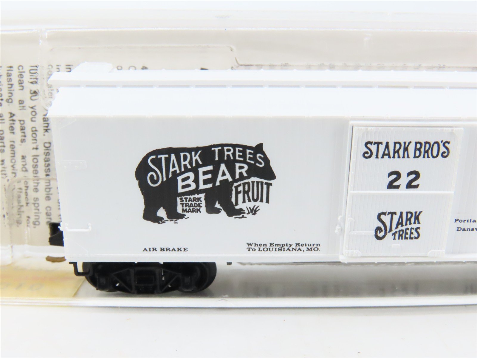 N Scale Micro-Trains MTL 42010 Stark Trees 40' Wood Boxcar #22