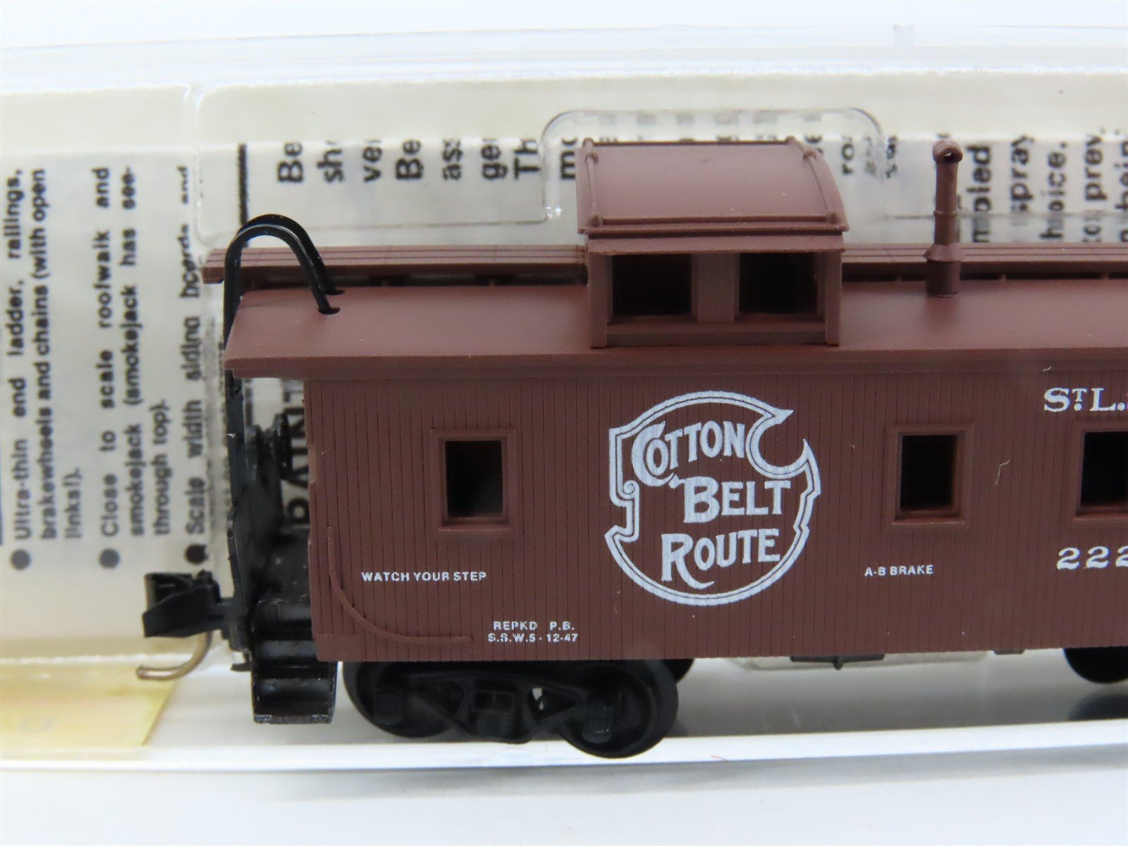 N Scale Micro-Trains MTL 51170 SSW Cotton Belt 34' Caboose #2223