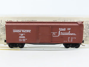 N Scale Micro-Trains MTL 39010 UP Union Pacific 40' Wood Boxcar #42233