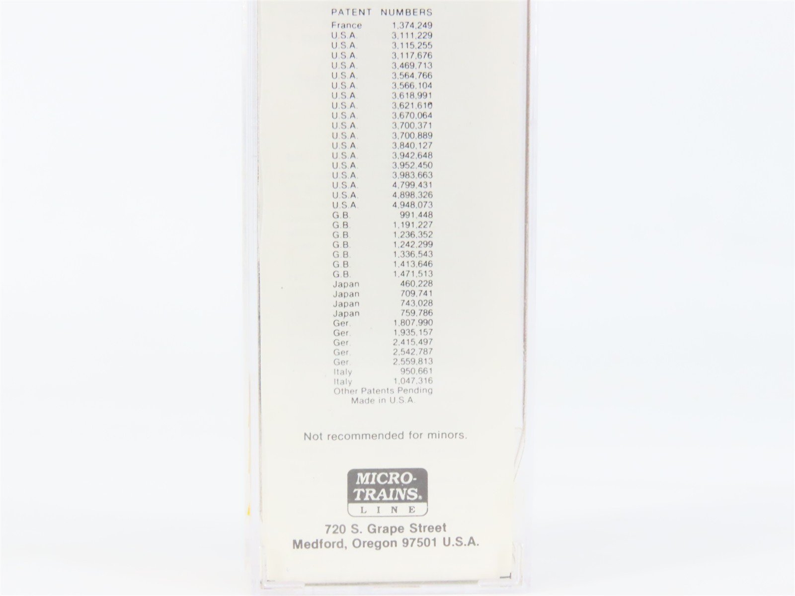 N Scale Micro-Trains MTL 20056 IC Illinois Central 40' Standard Boxcar #22377