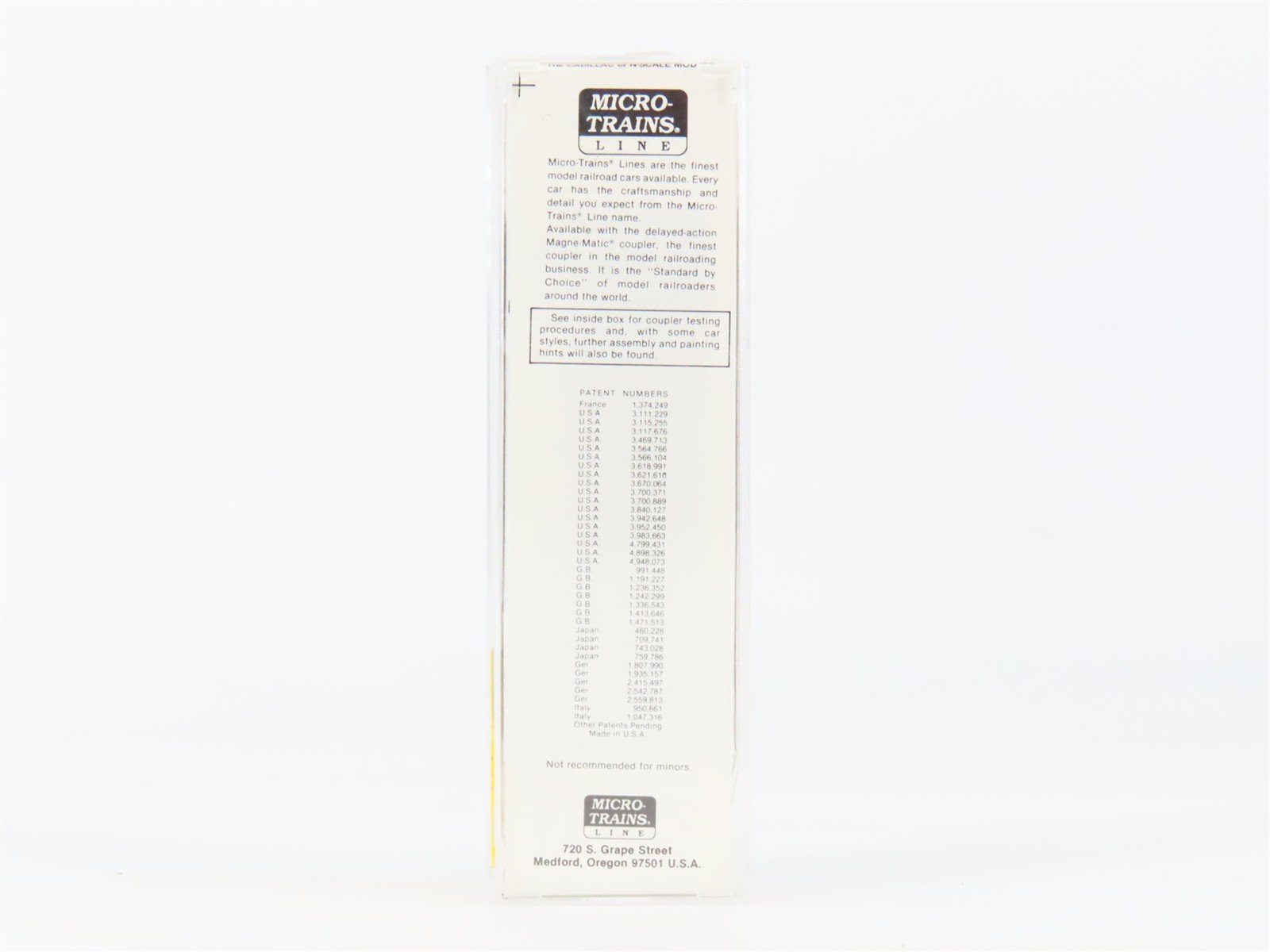N Scale Micro-Trains MTL 21120 CN Canadian National 40' Standard Boxcar #290145