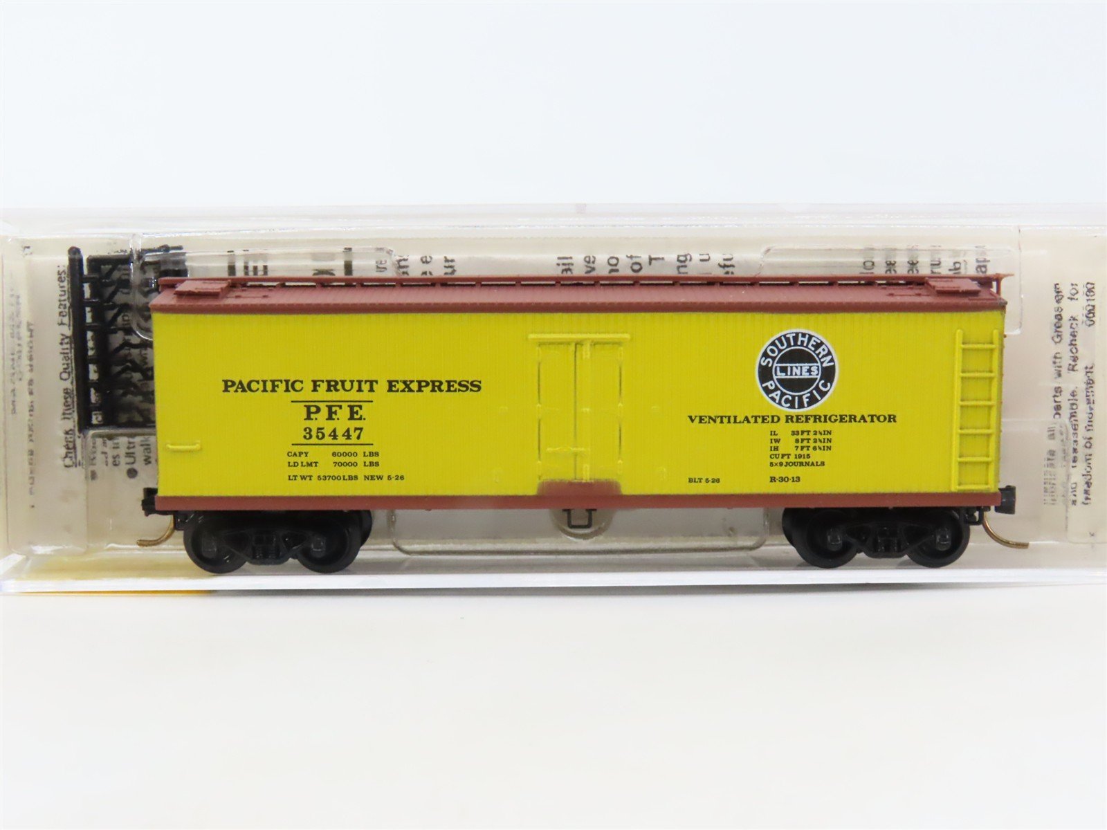 N Scale Micro-Trains MTL 49180 PFE Southern Pacific 40' Wood Reefer #35447