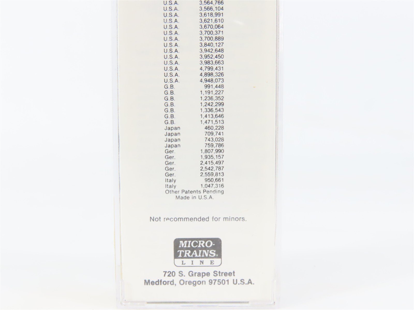 N Scale Micro-Trains MTL 49180 PFE Southern Pacific 40' Wood Reefer #35447