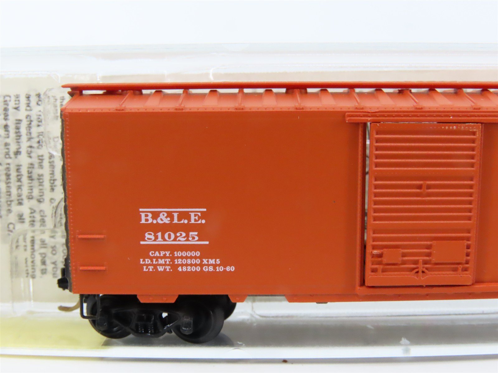 N Scale Micro-Trains/Kadee 20940 B&LE Bessemer & Lake Erie 40' Boxcar #81025