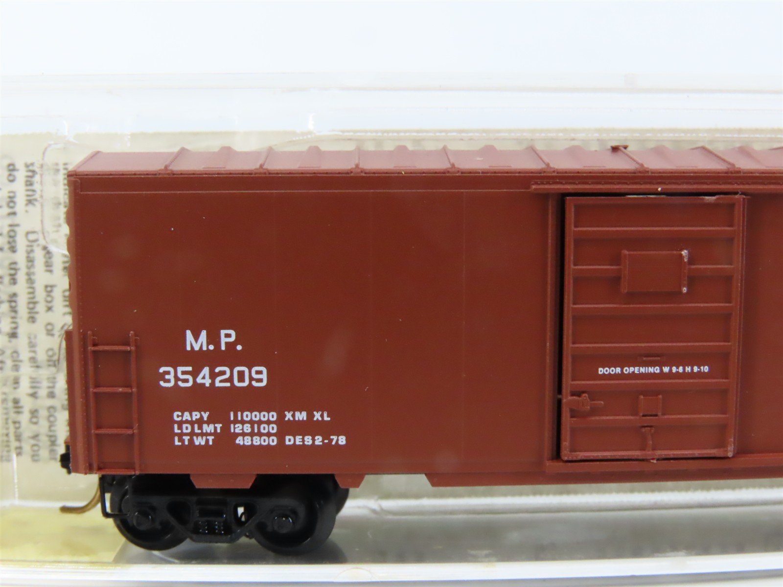 N Scale Micro-Trains/Kadee 24200 MP Missouri Pacific 40' Boxcar #354209