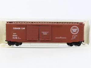 N Scale Micro-Trains/Kadee 34190 MP Missouri Pacific 40' Boxcar #90252
