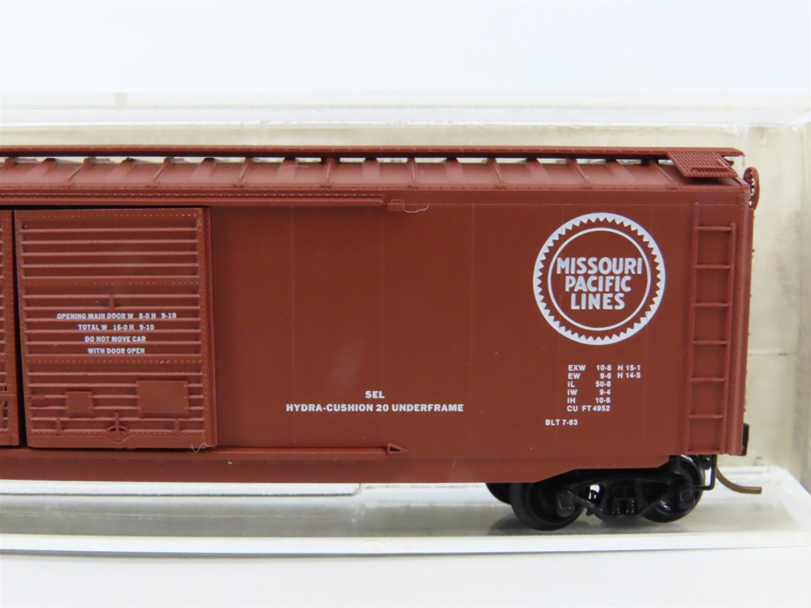 N Scale Micro-Trains/Kadee 34190 MP Missouri Pacific 40' Boxcar #90252