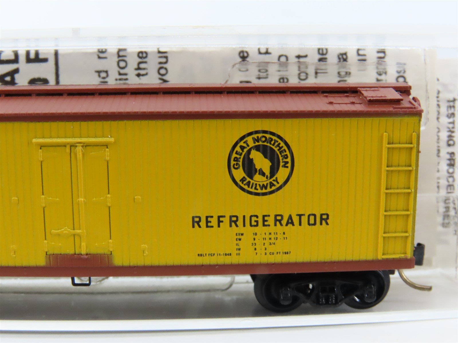 N Scale Micro-Trains/Kadee 47330 WFEX Great Northern 40' Reefer #72102