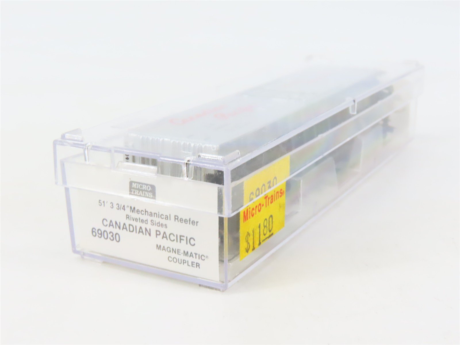 N Scale Micro-Trains MTL 69030 CP Canadian Pacific 51' Mech Reefer #286005