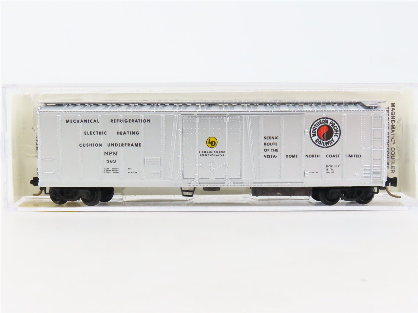 N Scale Micro-Trains MTL 70050 NP Northern Pacific 51' Mech Reefer #563