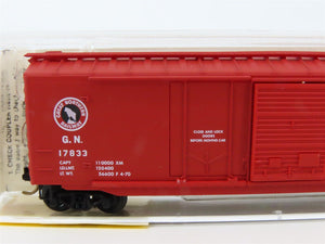 N Scale Micro-Trains MTL 33010 GN Great Northern 50' Standard Boxcar #17833