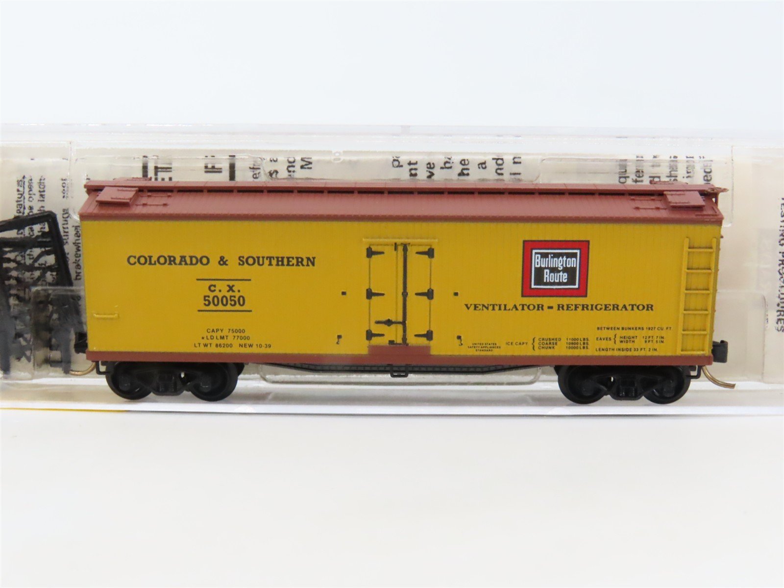 N Scale Micro-Trains MTL 49370 CBQ/Colorado & Southern 40' Wood Reefer #50050