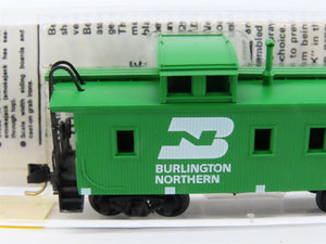 N Scale Micro-Trains MTL 51090 BN Burlington Northern 34' Wood Caboose #10922