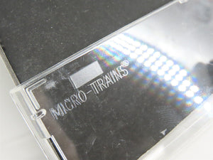 N Scale Micro-Trains MTL 51090 BN Burlington Northern 34' Wood Caboose #10922