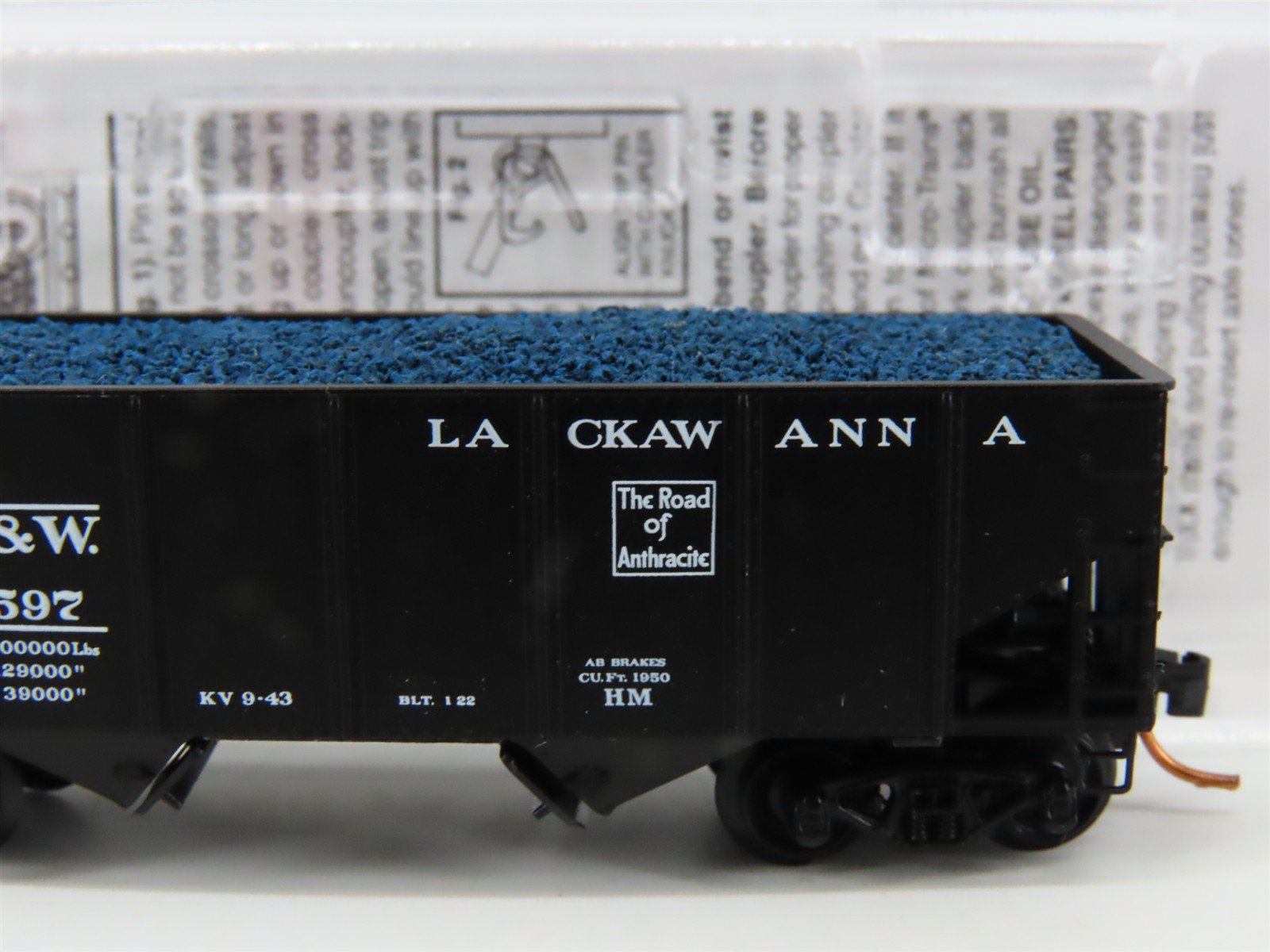 N Scale Micro-Trains MTL 05600410 DLW Railway 33' 2-Bay Open Hopper Car #82597