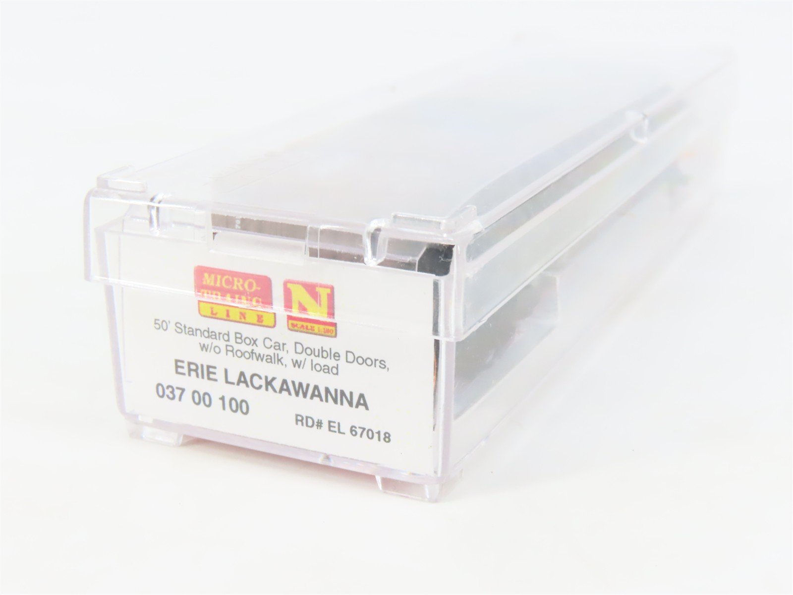 N Scale Micro-Trains MTL 03700100 EL Erie Lackawanna 50' Boxcar #67018 w/Load