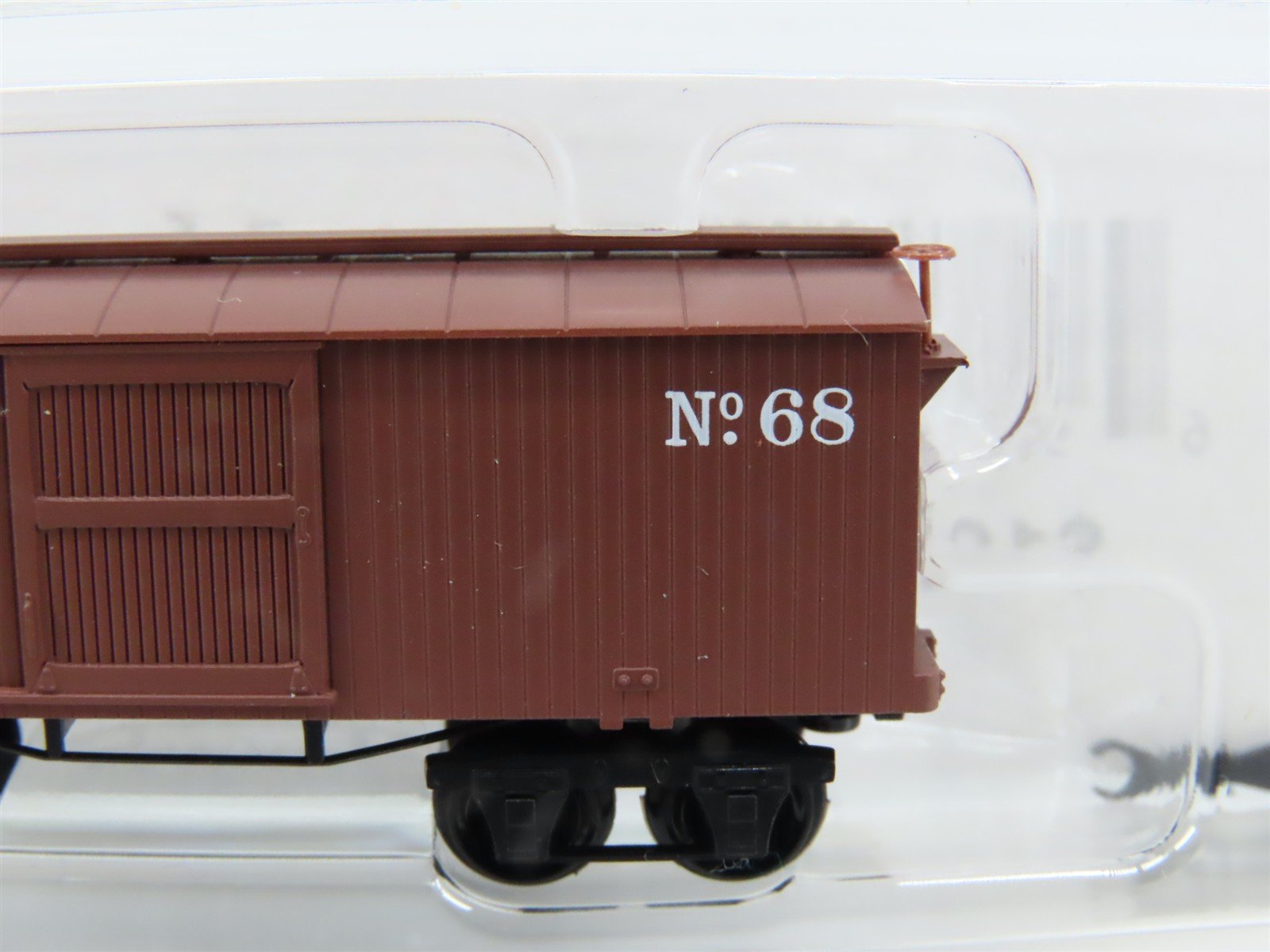 N Scale Micro-Trains MTL 15100092 Central Pacific 26' Civil War Era Boxcar #68