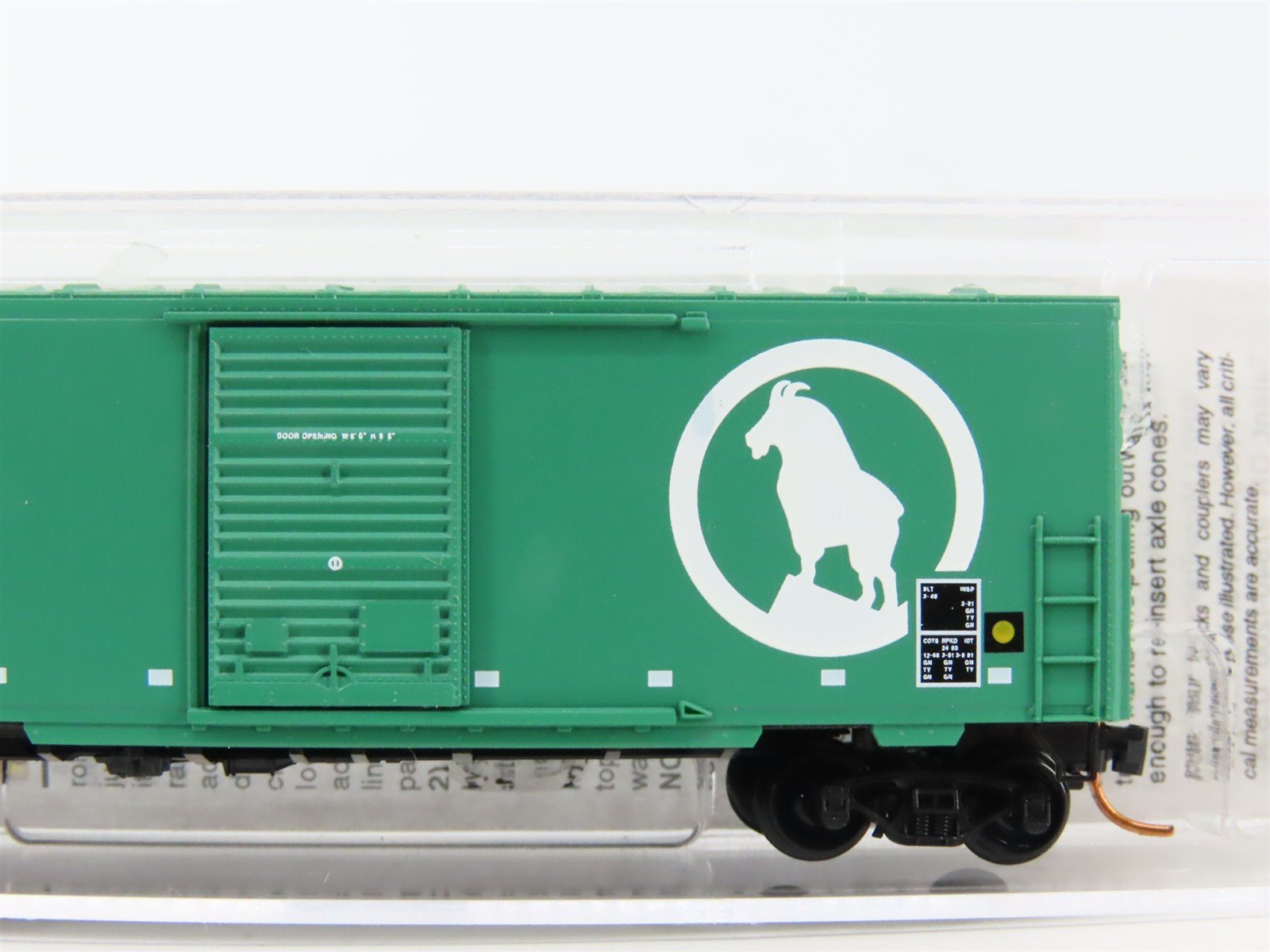 N Scale Micro-Trains MTL 02400360 GN Great Northern 40' Boxcar #11157