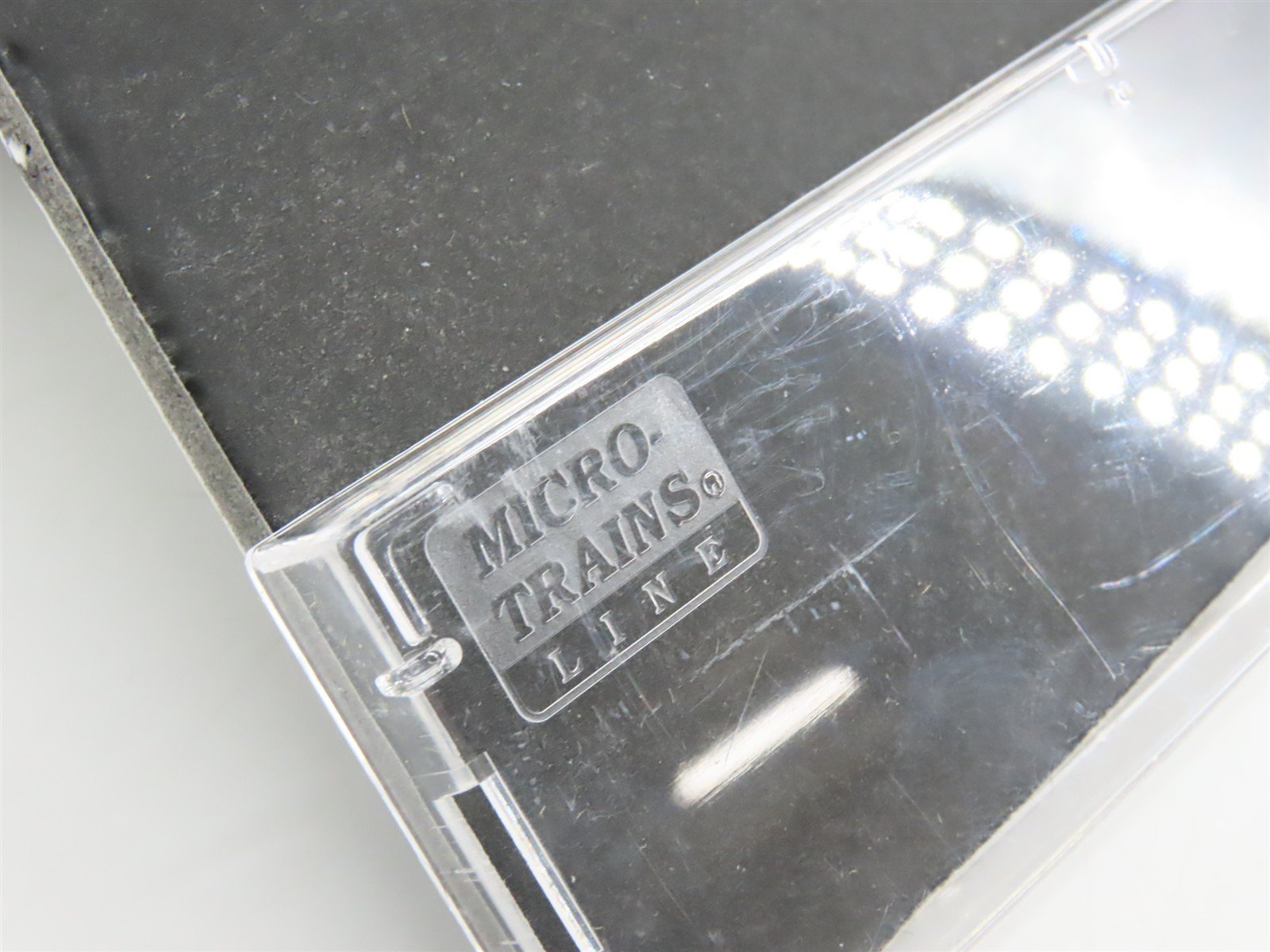 N Scale Micro-Trains MTL 02400360 GN Great Northern 40' Boxcar #11157