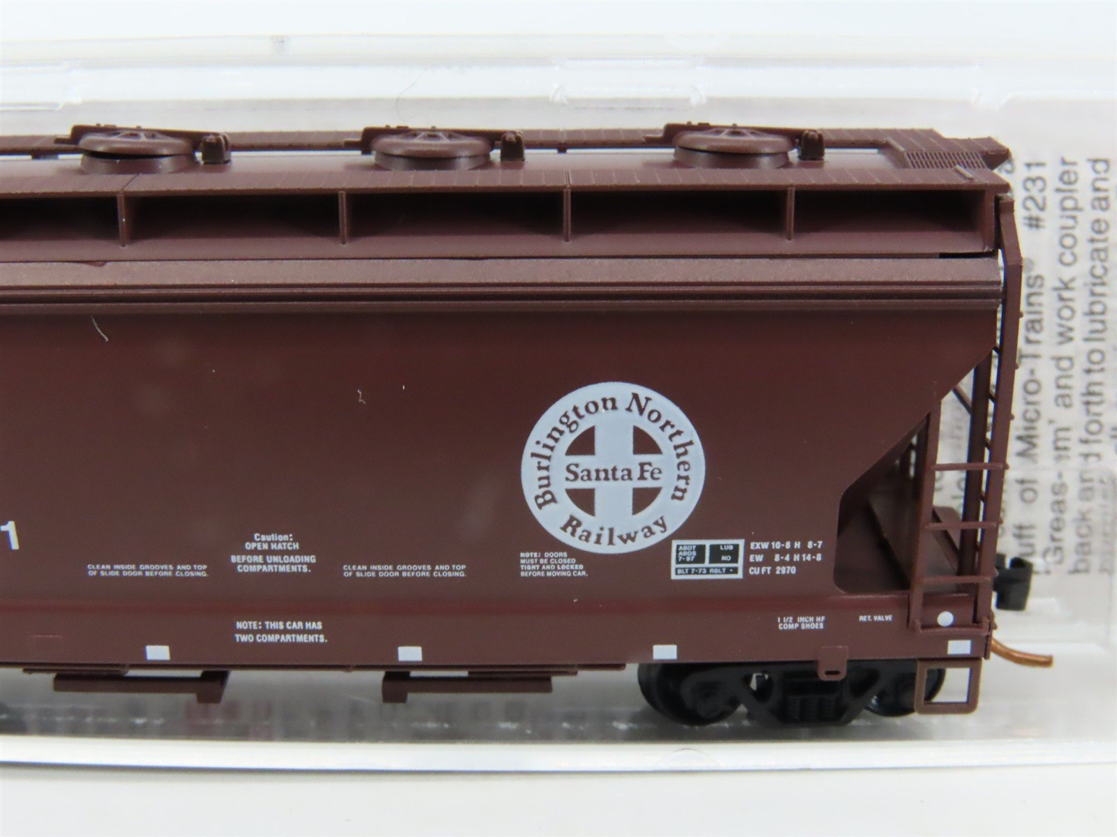 N Scale Micro-Trains MTL 09200190 BNSF Railway 2-Bay Covered Hopper #406031