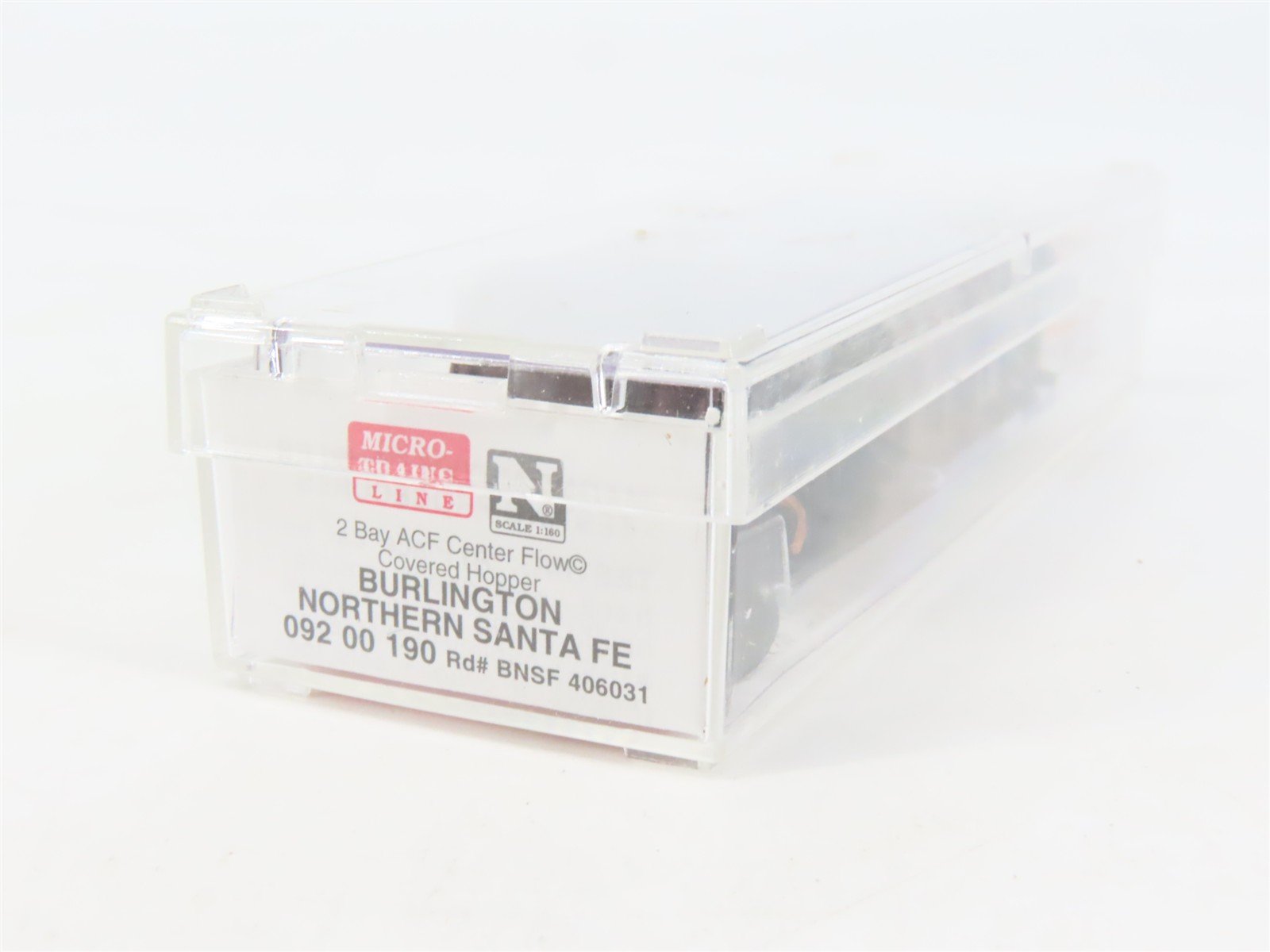 N Scale Micro-Trains MTL 09200190 BNSF Railway 2-Bay Covered Hopper #406031