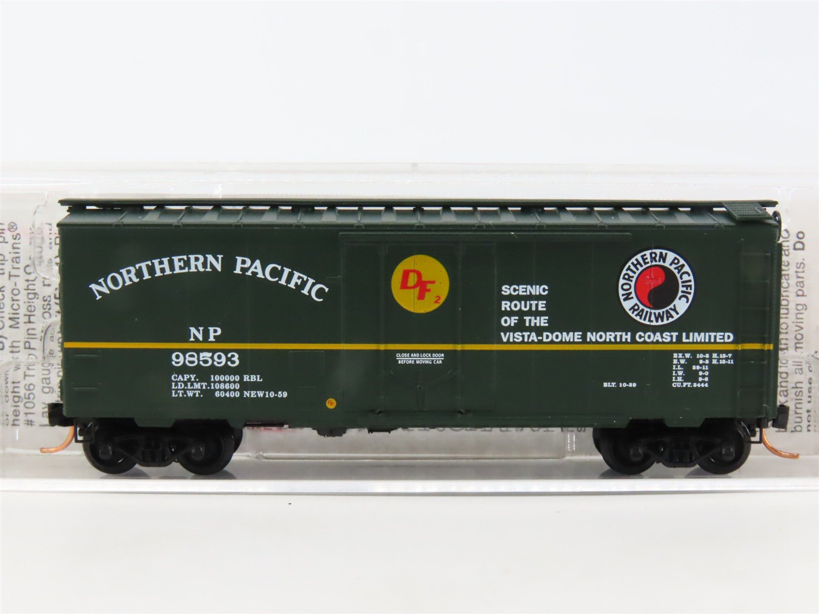 N Scale Micro-Trains MTL 21210 NP Northern Pacific 40' Standard Boxcar #98593