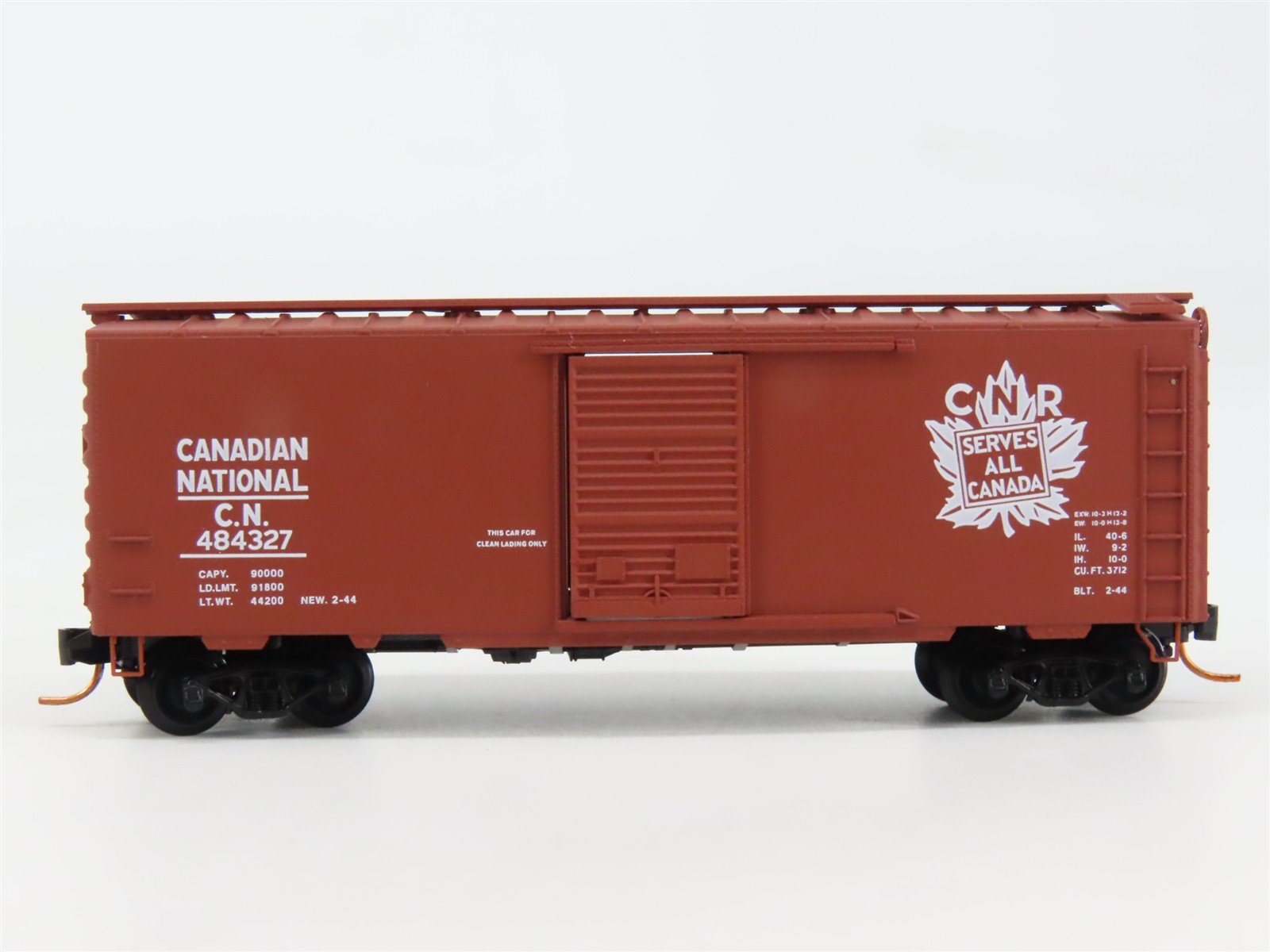 N Scale Micro-Trains 02000796 CN Canadian National 40' Box Car 484327 RTR