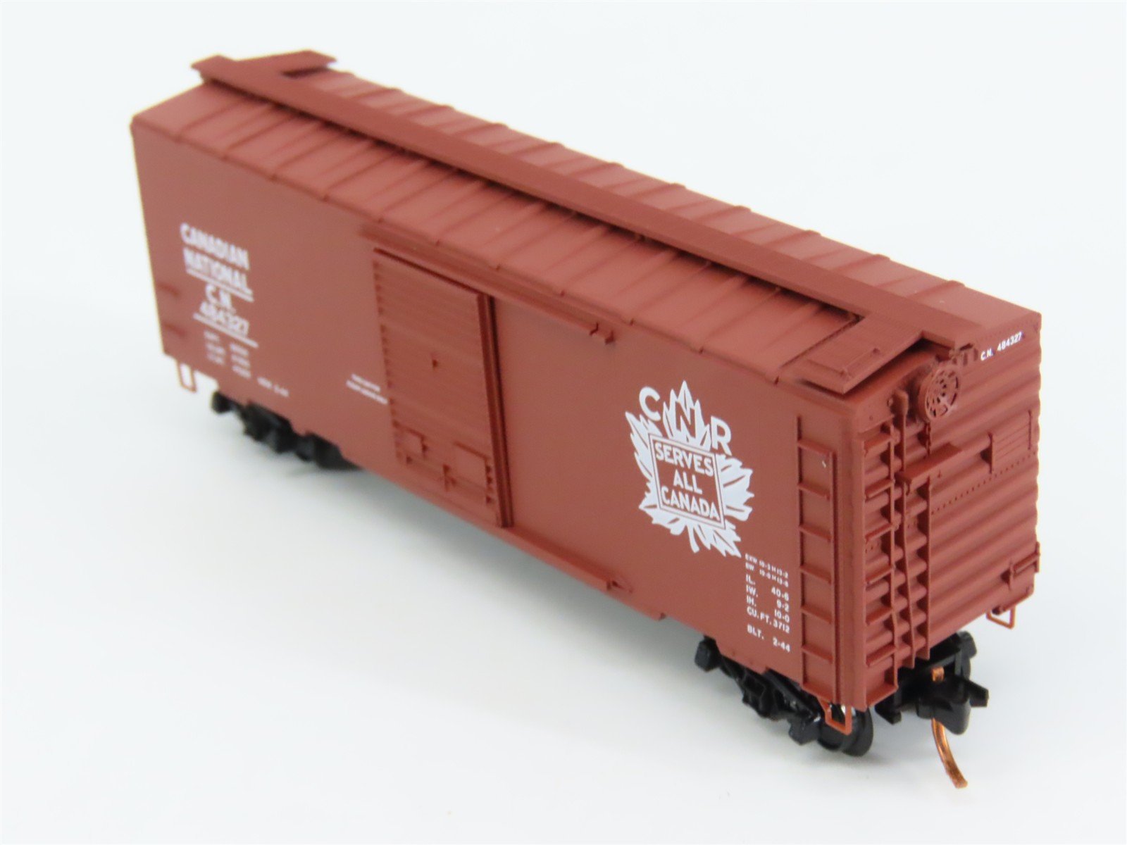 N Scale Micro-Trains 02000796 CN Canadian National 40' Box Car 484327 RTR