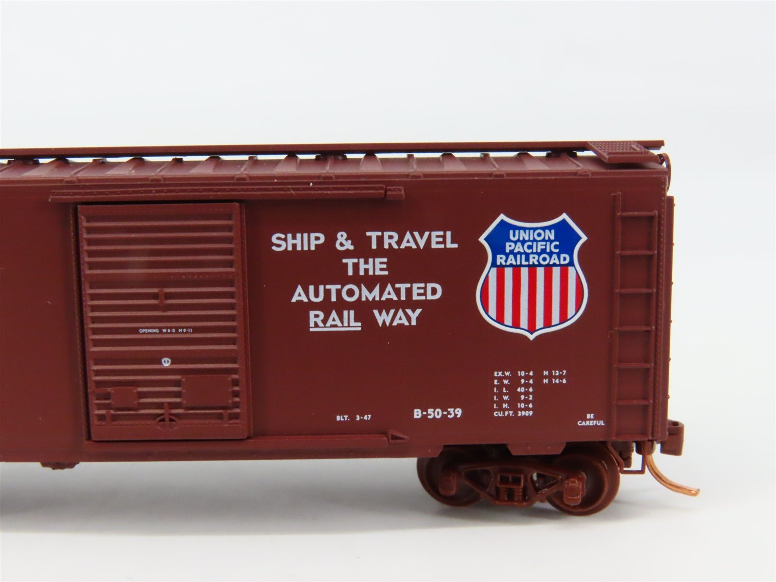 N Scale Micro-Trains 02000710 UP Union Pacific 40' Box Car 198850 RTR