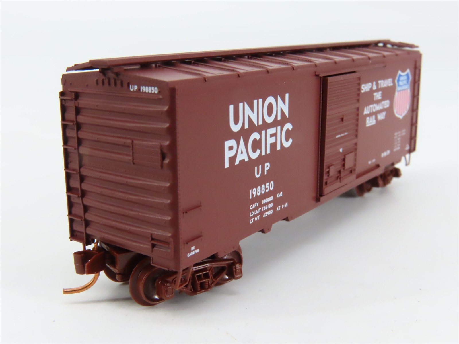 N Scale Micro-Trains 02000710 UP Union Pacific 40' Box Car 198850 RTR