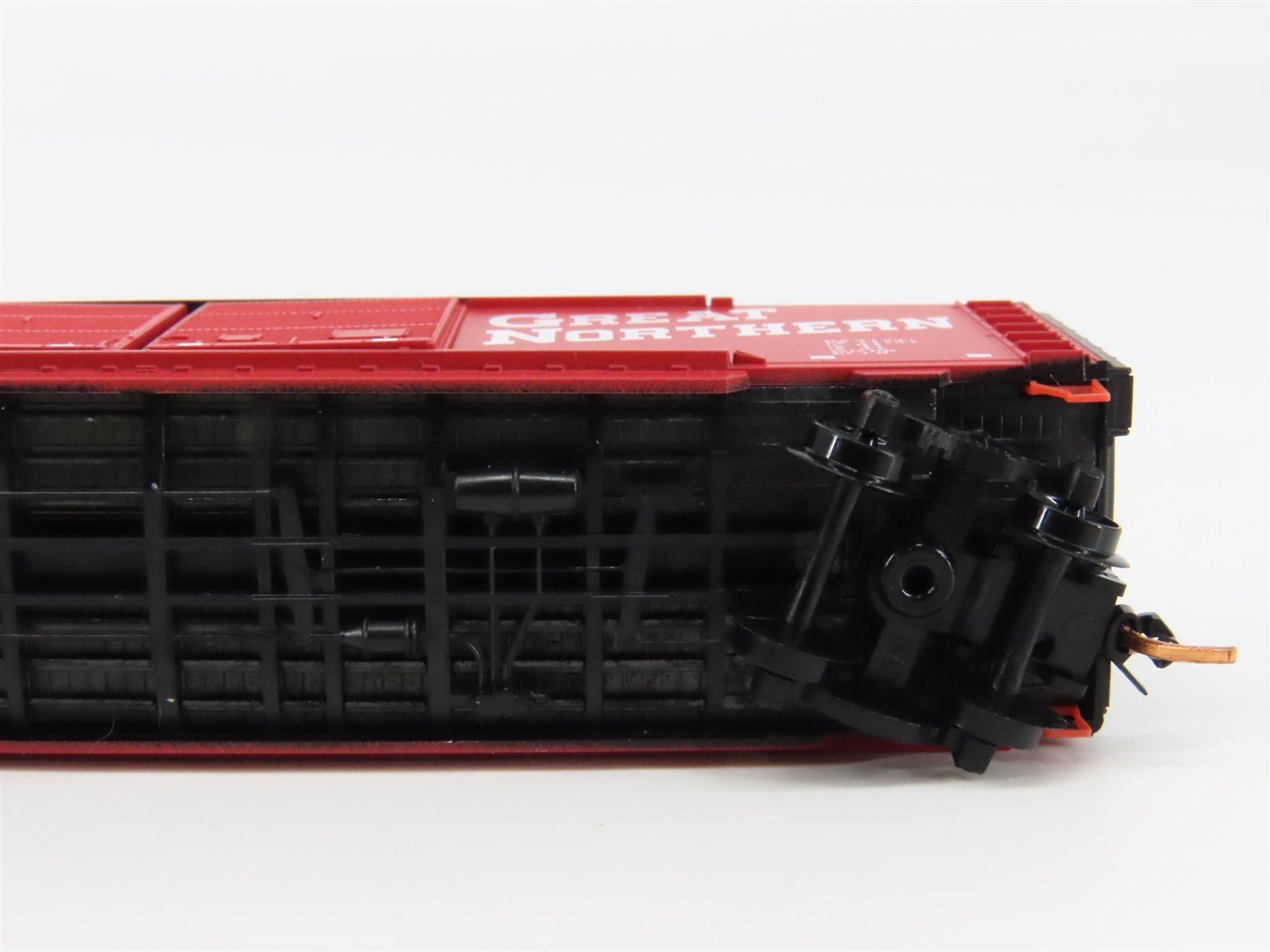 N Scale Micro-Trains 02300280 GN Great Northern 40' Box Car 15466 RTR