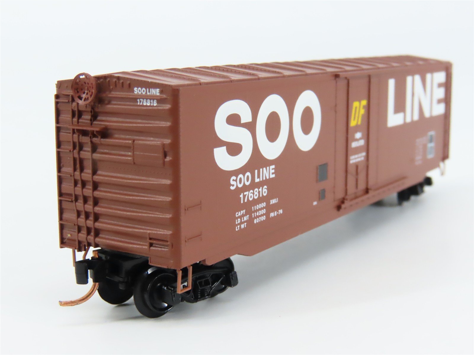 N Scale Micro-Trains 03800400 Soo Line 50' Box Car 176816 RTR