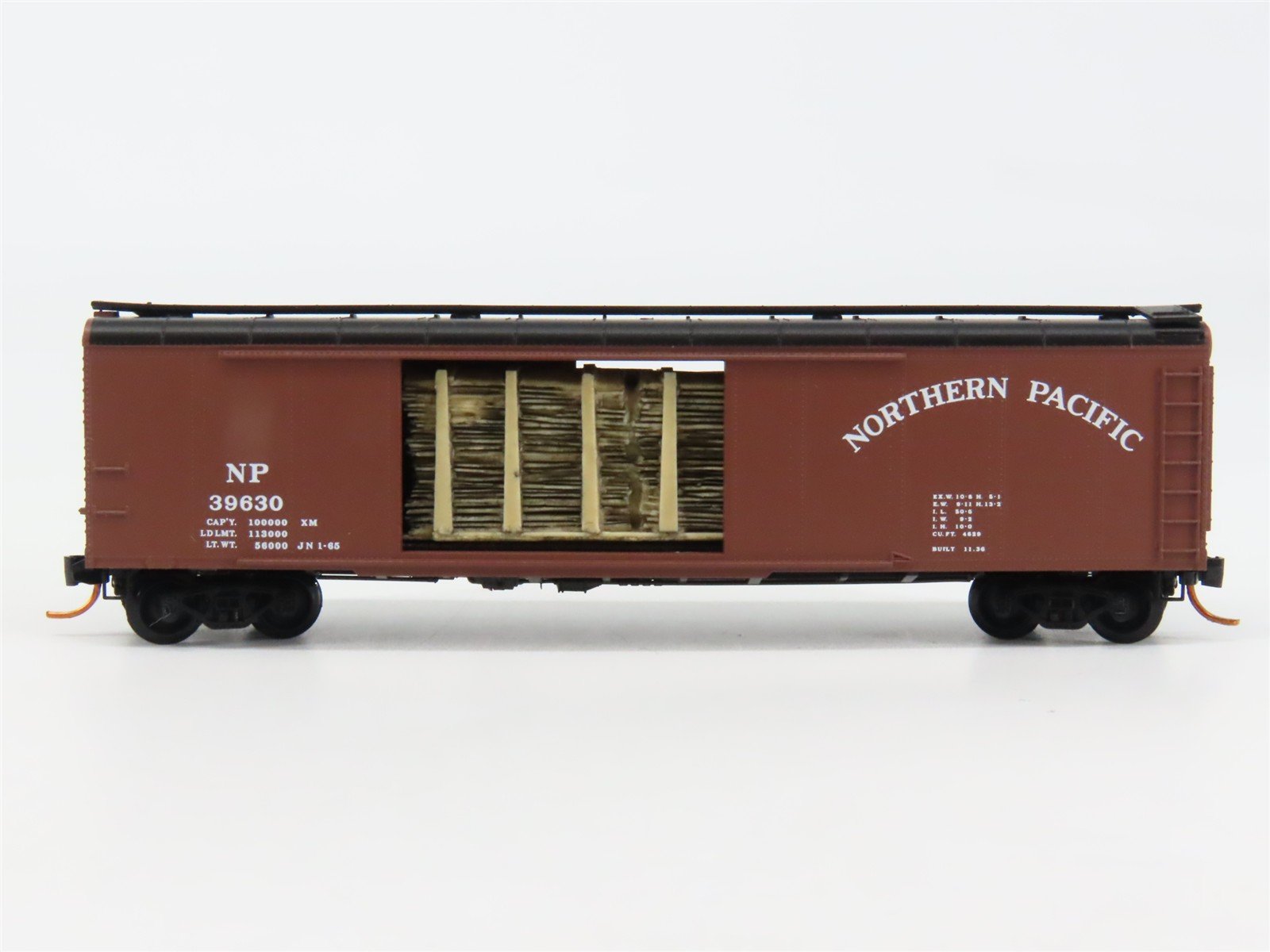 N Scale Micro-Trains 07900020 NP Northern Pacific 50' Box Car 39630 RTR