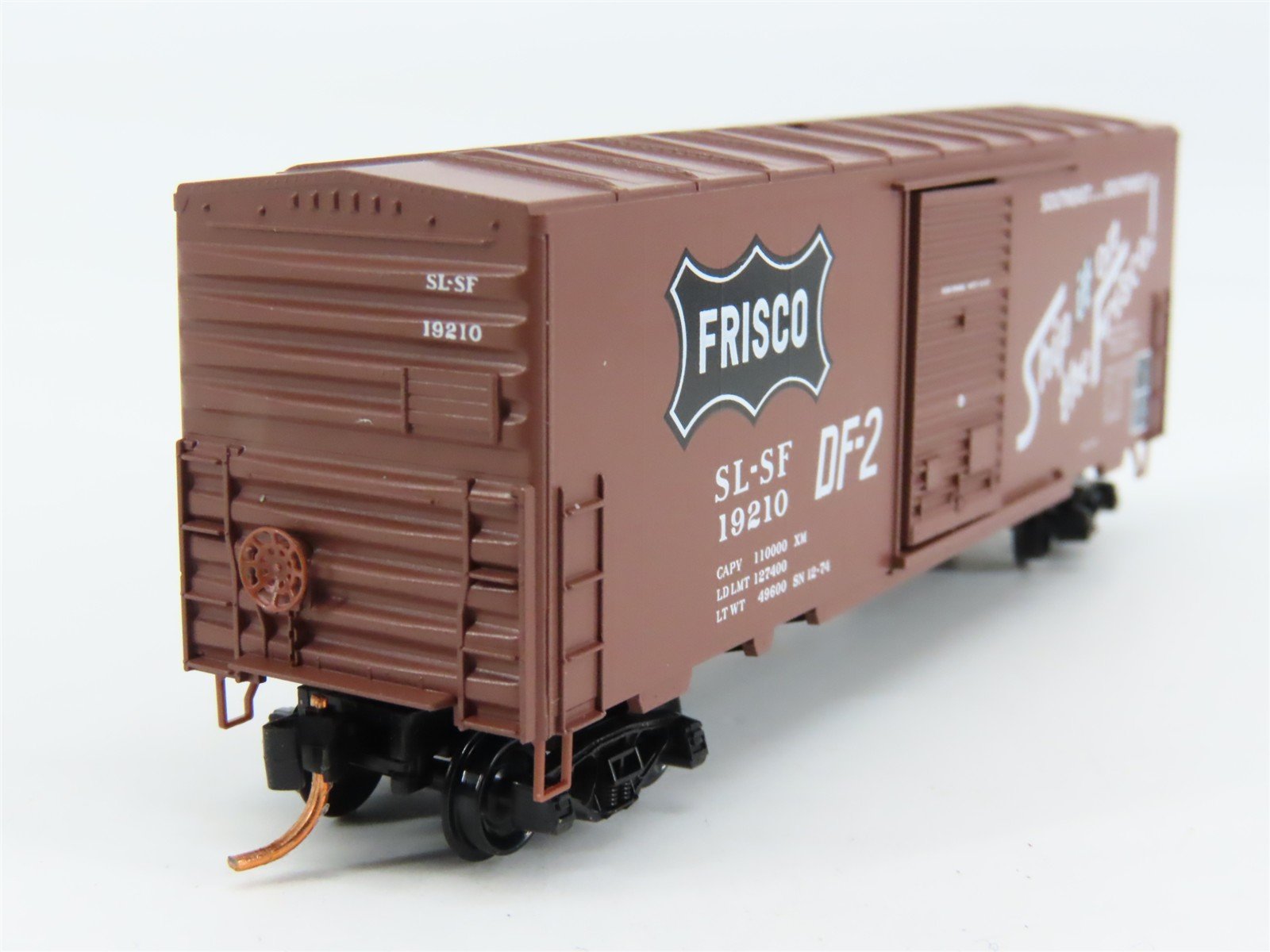 N Scale Micro-Trains 02400370 SL-SF St. Louis - San Francisco 40' Box Car RTR