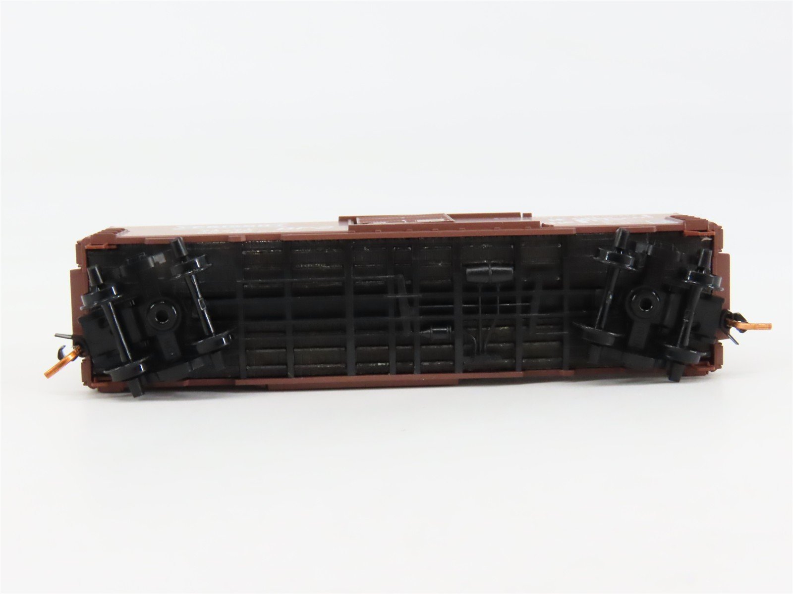 N Scale Micro-Trains 02400370 SL-SF St. Louis - San Francisco 40' Box Car RTR