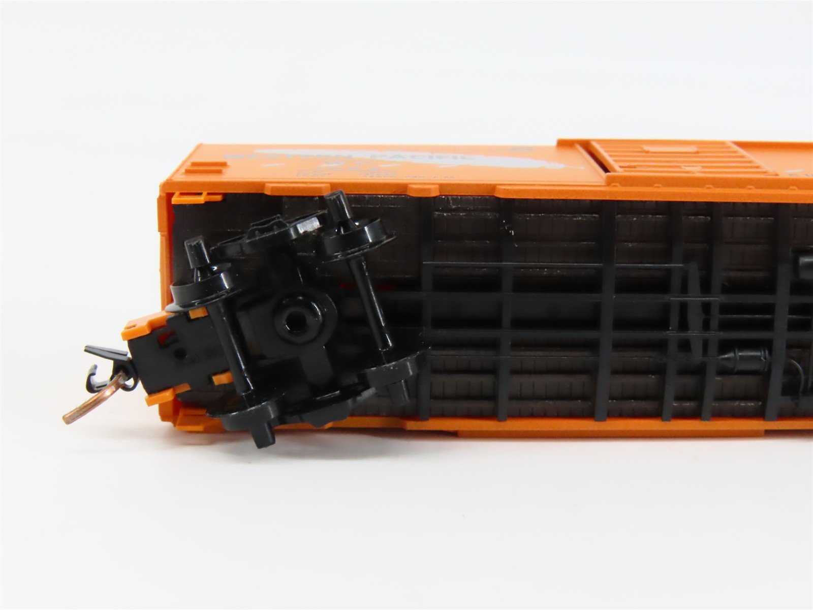 N Scale Micro-Trains 20506 WP Western Pacific 40' Box Car 1953 RTR