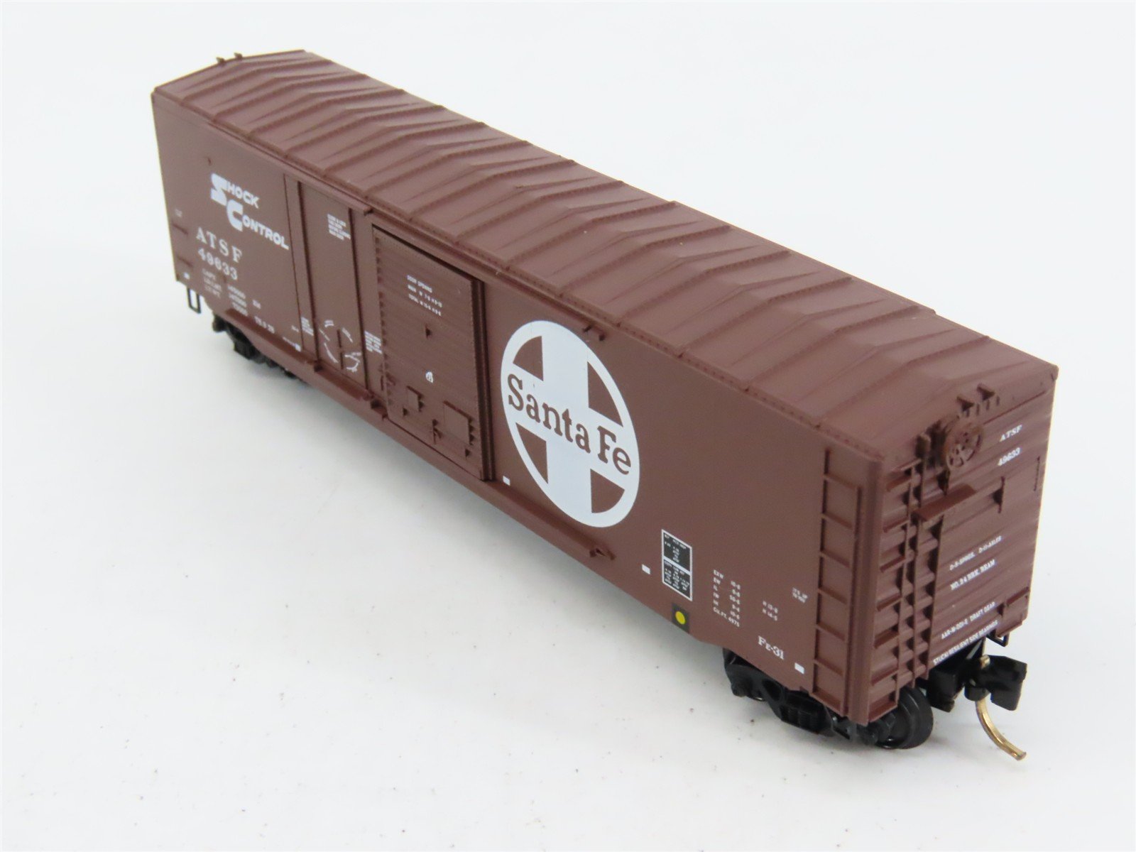 N Scale Micro-Trains 07700140 ATSF Santa Fe 50' Box Car 49633 RTR