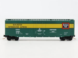 N Scale Micro-Trains 32370 RBBX Chicago, Burlington & Quincy 50' Box Car RTR