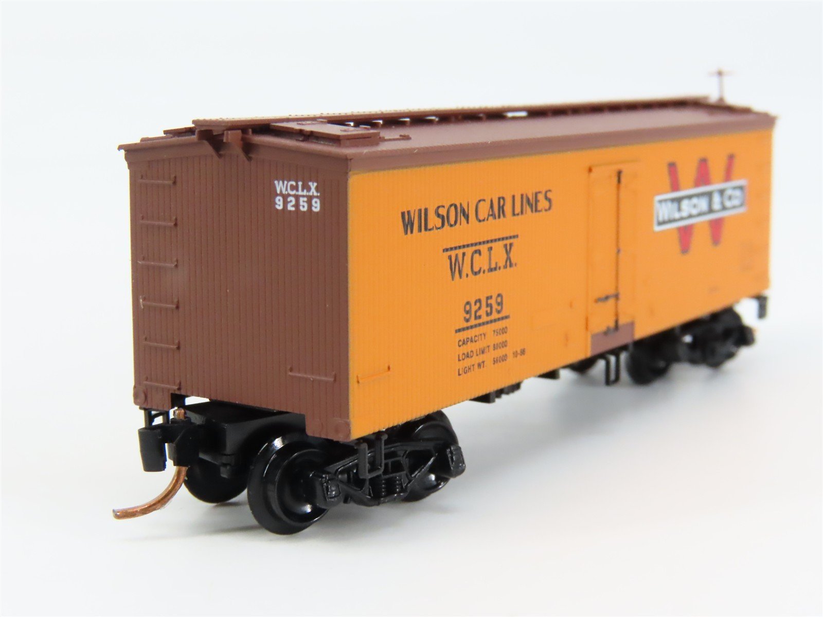 N Scale Micro-Trains 58540 WCLX Wilson Car Lines 36' Reefer 9259 RTR