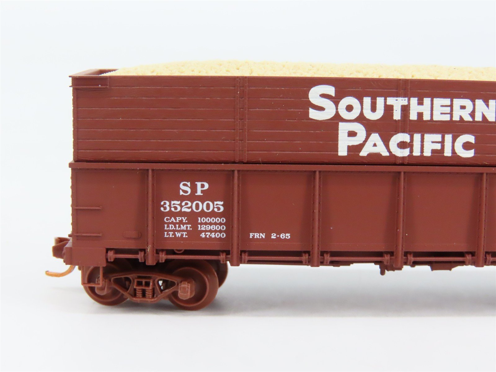 N Scale Micro-Trains 08400021 SP Southern Pacific 40' Gondola 352005 RTR