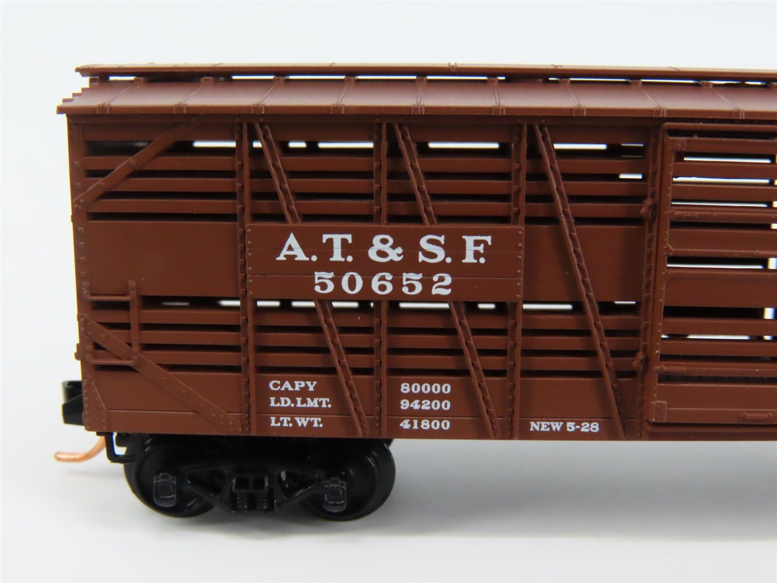 N Scale Micro-Trains 35080 ATSF Santa Fe 40' Stock/Cattle Car 50652 RTR