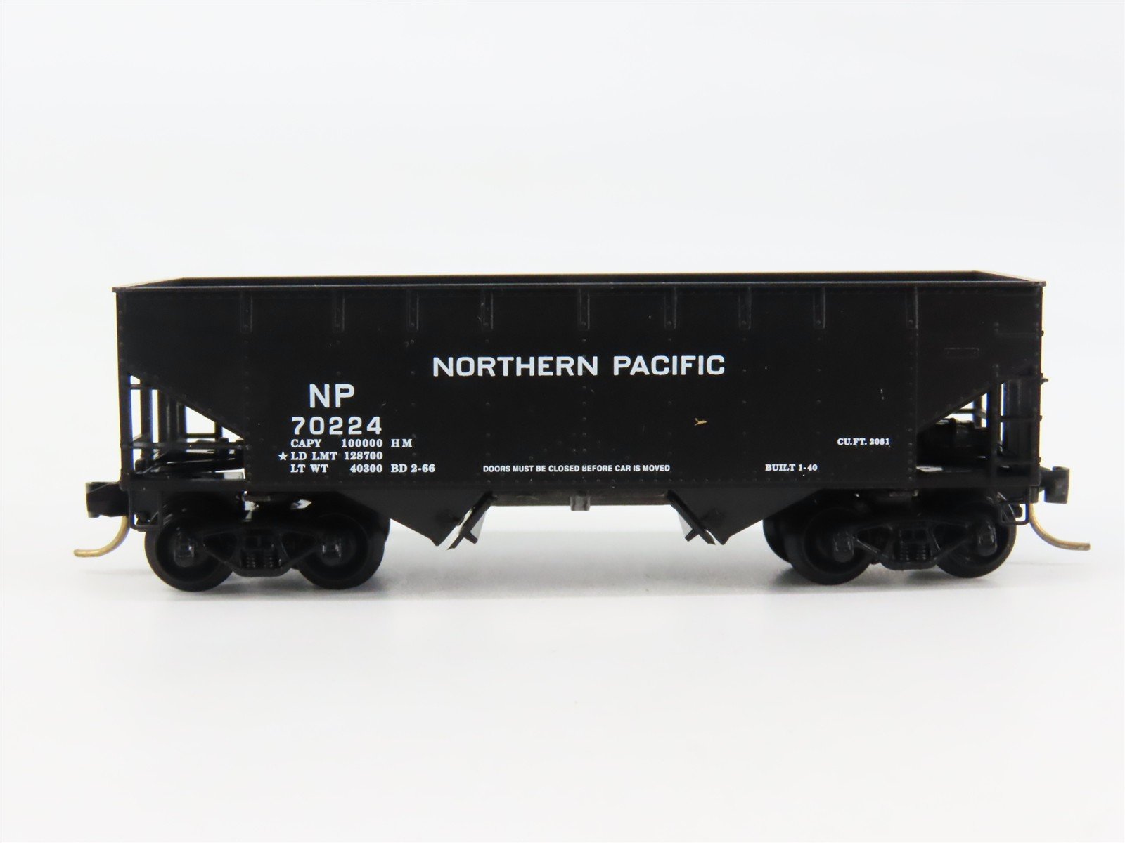 N Scale Micro-Trains 55080 NP Northern Pacific 33' Hopper 70224 RTR