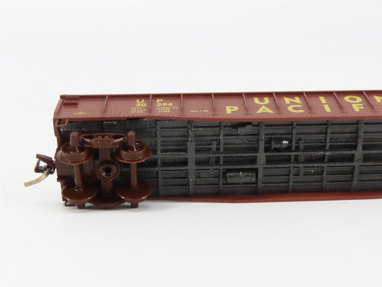 N Scale Micro-Trains 46350 UP Union Pacific 50' Gondola 30294 RTR